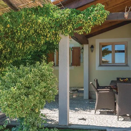 Lovely In Gologoricki Dol With Kitchen * Gologorica