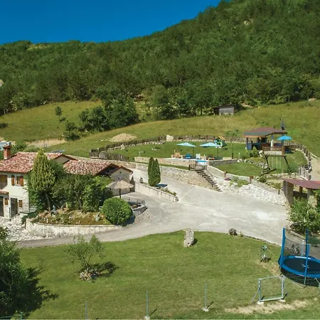Holiday home Lovely In Gologoricki Dol With Kitchen *